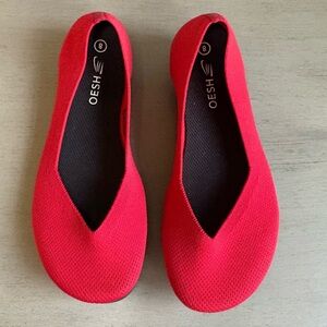 Oesh Red Slip On Round Toe Knit Comfort Ballet Flats Shoe Women Size 8